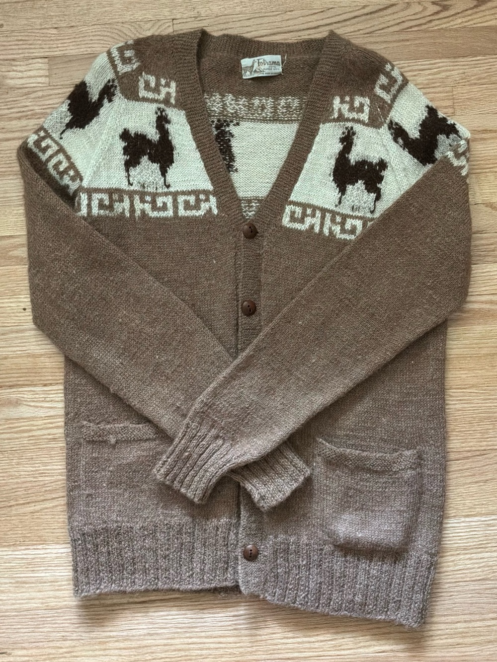 Vintage Llama motif cardigan Fotrama 100% Alpaca wool Medium